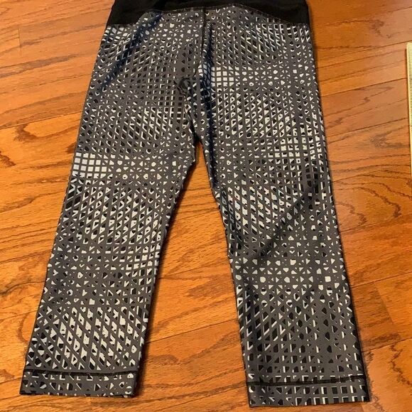 S/M UA athletic pant - Picture 3 of 6
